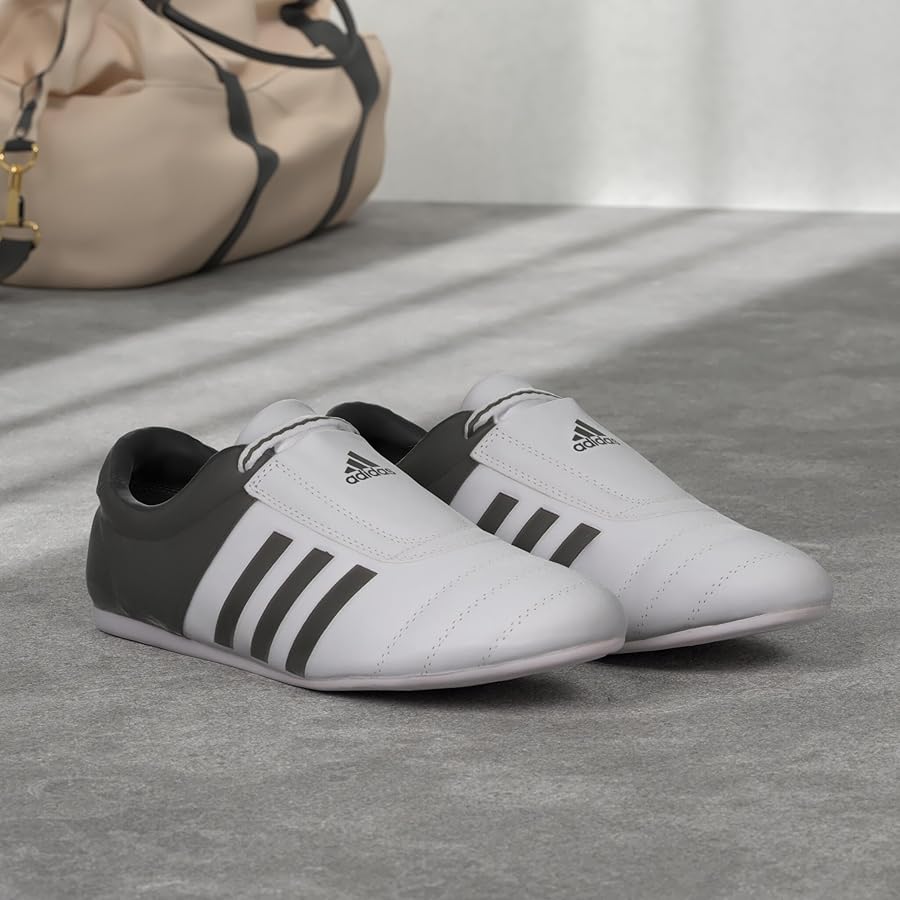 新品・未使用adidasテコンドー adidas - adidas テコンドー 新品未使用の通販 by ✔️ 断捨離中